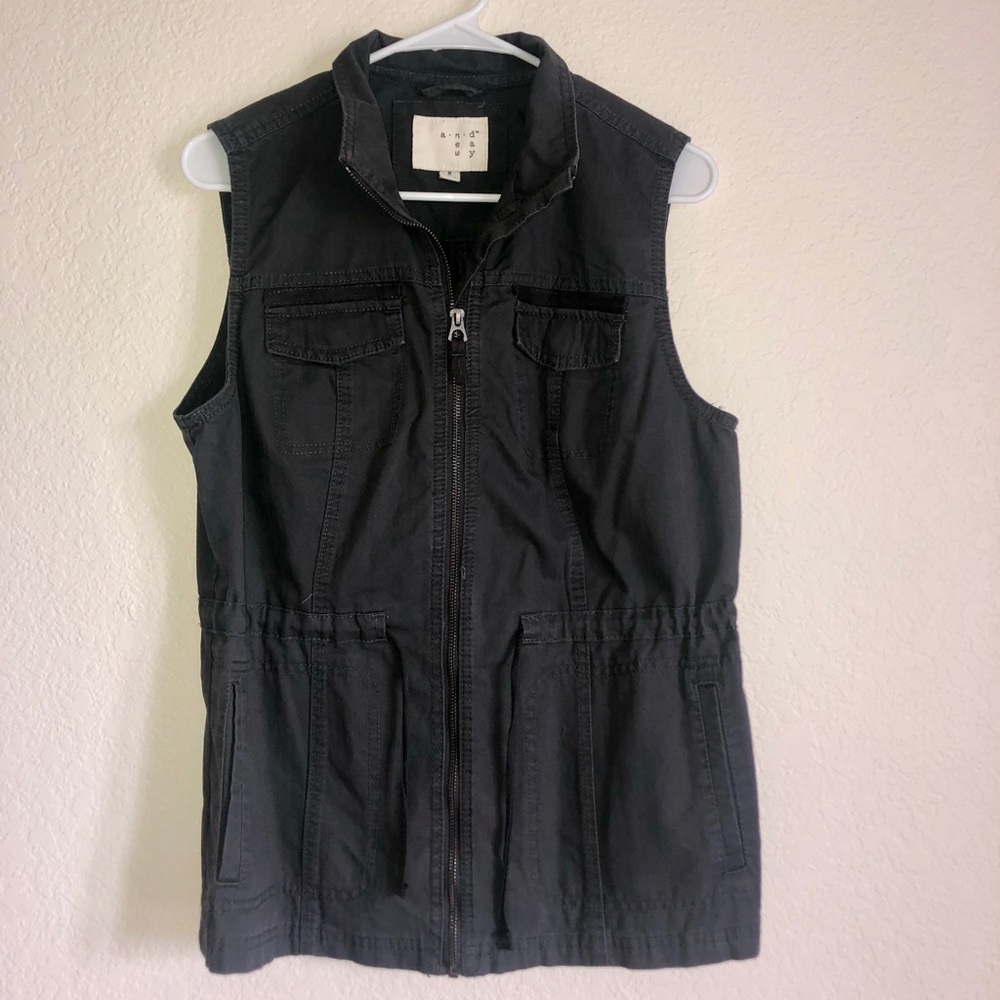 Utility vest